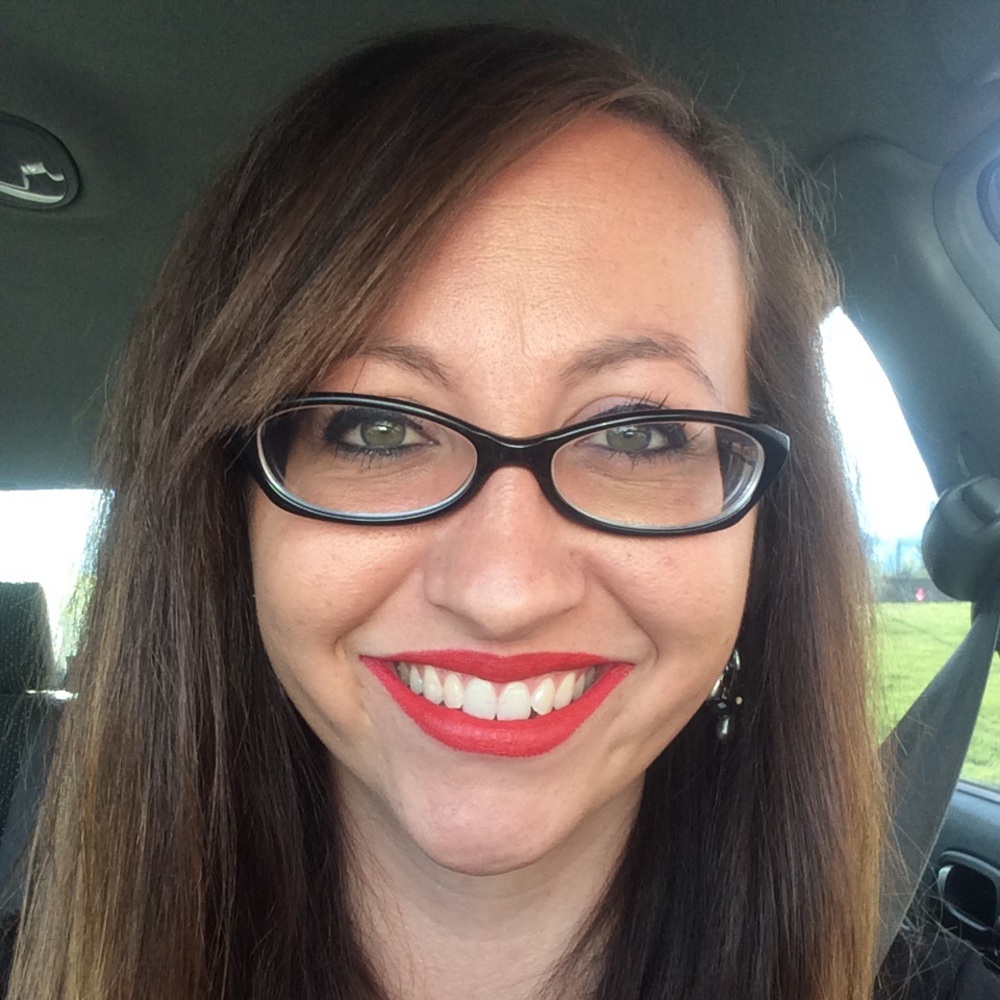 Meet your Posher, Andrea